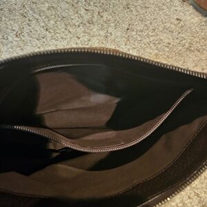 Brown/Tan Gucci Travel Purse